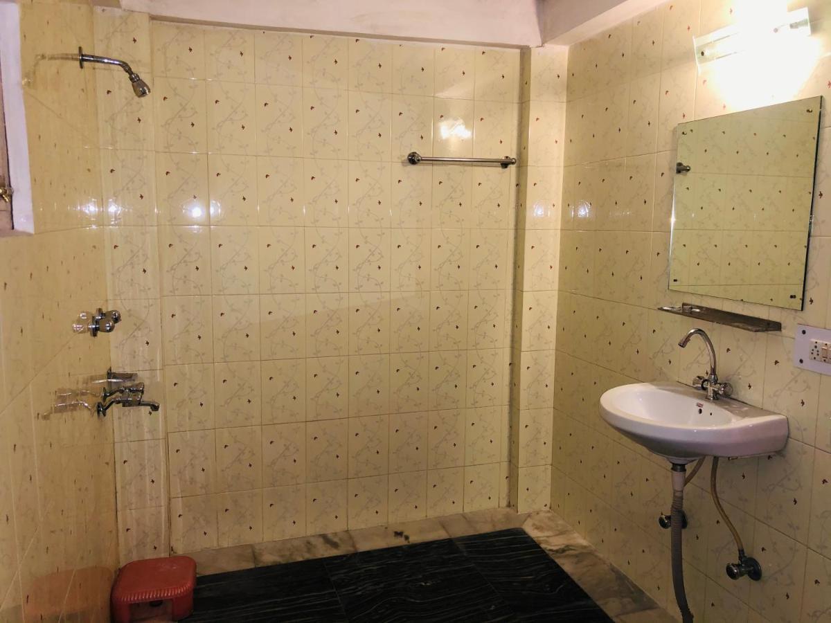 hadimba regency Hostel Manali  Luaran gambar